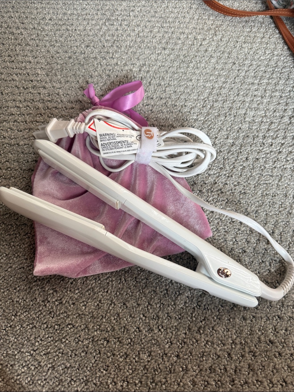 T3 White Hair Straightener with Pink Pouch